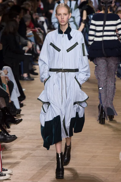 Look 41